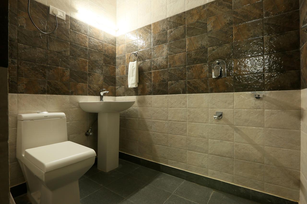 Hotel Katra Residency ภายนอก รูปภาพ